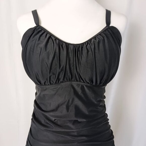 Aqua Eve Plus Size 12W Black One Piece Swimsuit NWT Padded Cups Slimming Fit - Picture 3 of 8
